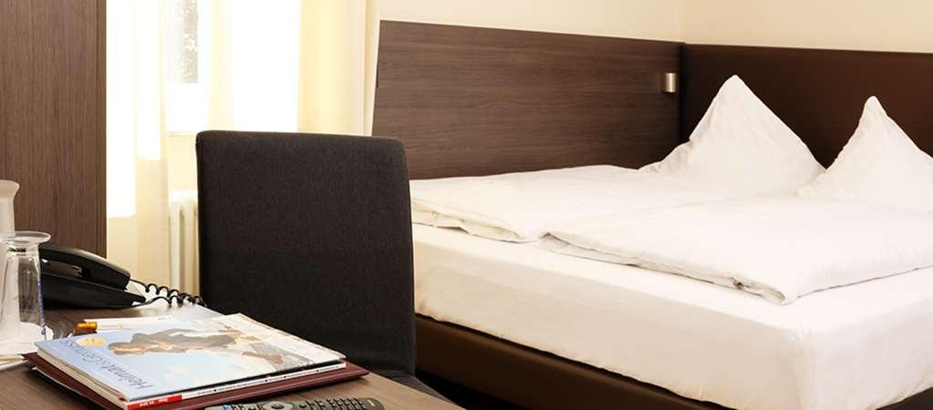 Ringhotel Zum Goldenen Ochsen Stockach Room photo
